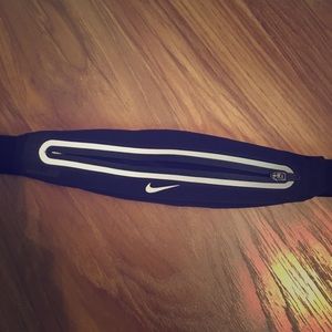 Black Nike Slim pouch